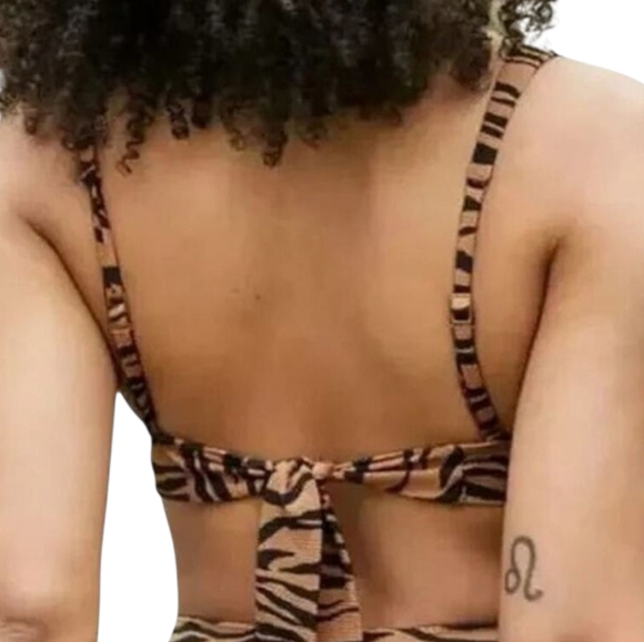 Aerie Bikini Top Size Medium‎ NWT MSRP $34.95 Animal Print - Picture 2 of 10